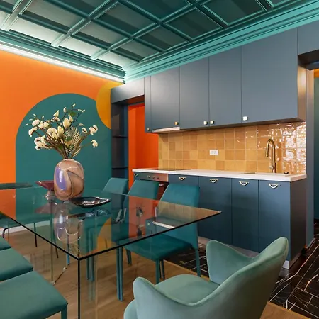 Wes Anderson In Apartman Bukarest