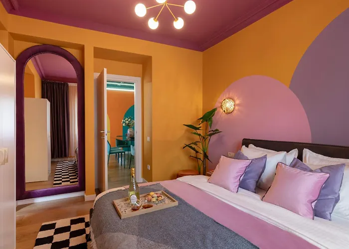 Apartment Wes Anderson In